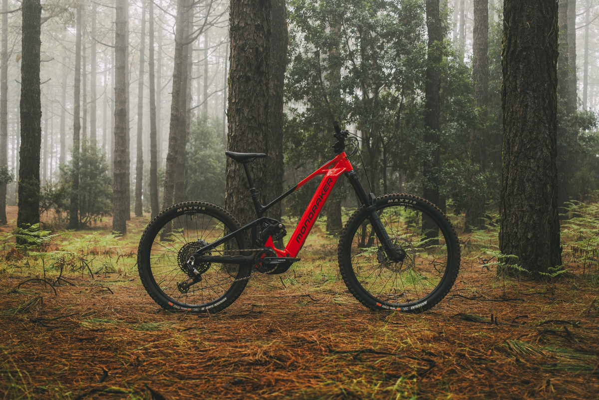 Mondraker Level R FlameRed Large