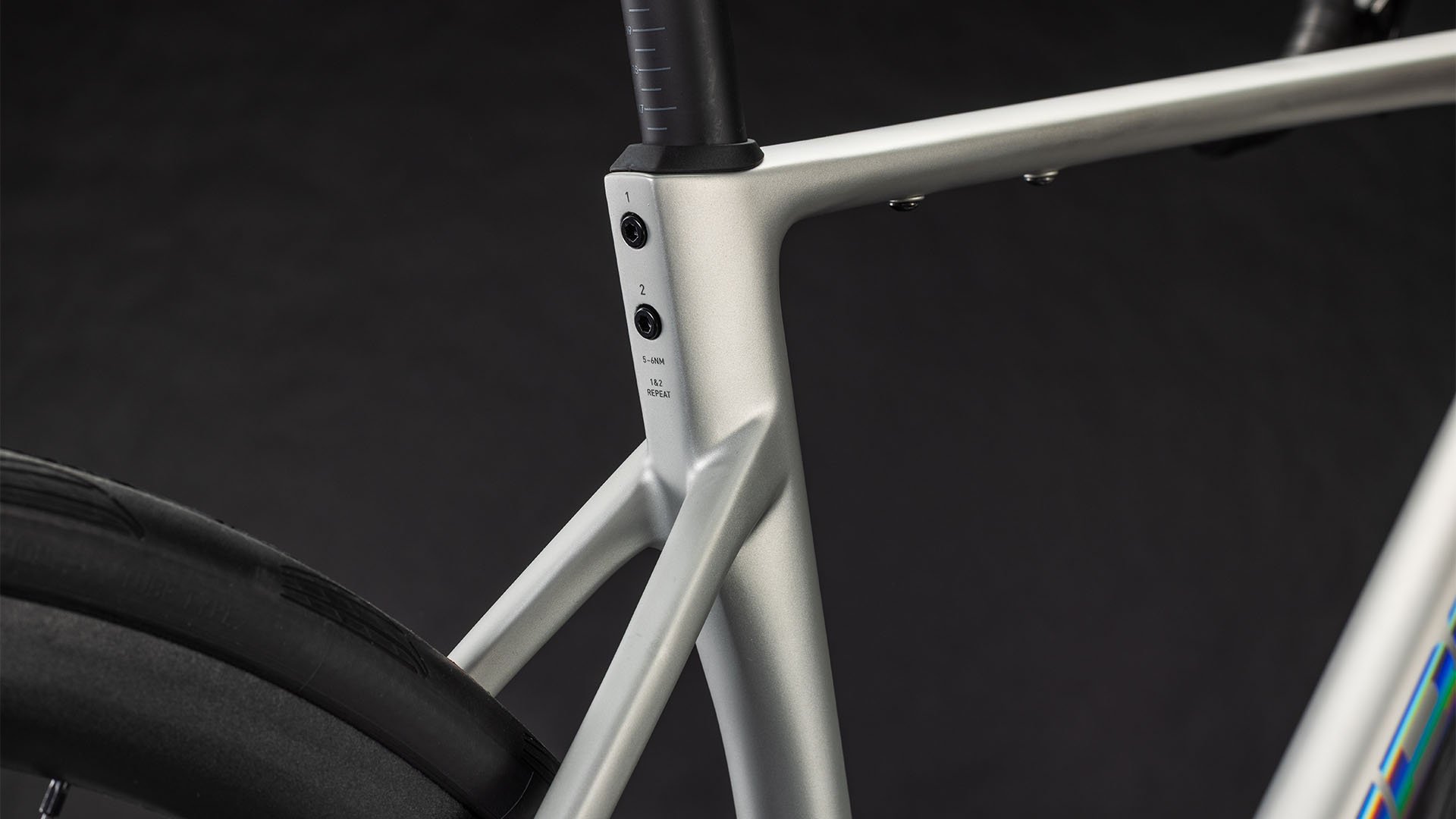Cube Attain C:62 SLX sleekgrey´n´prism – Bild 6